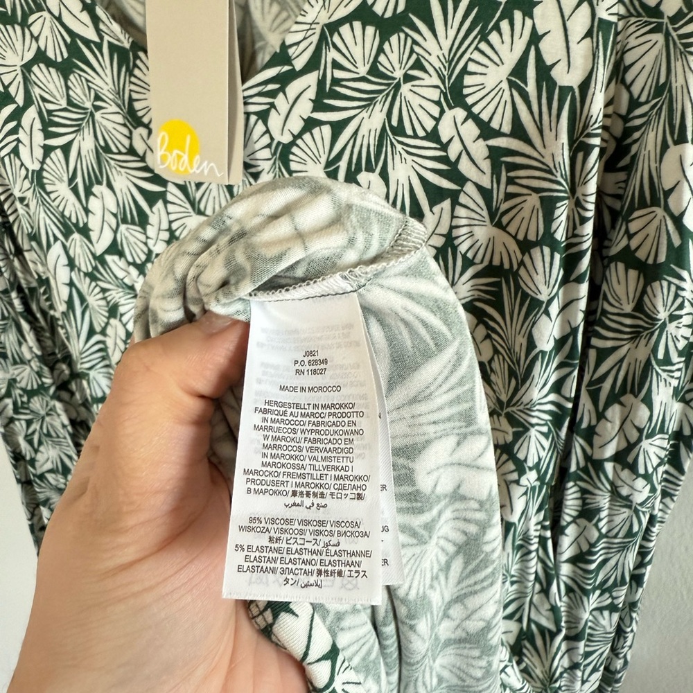 Boden • NWT Hattie Palm Leaf Green Jersey Dress Sz 6 V Neck Clover Preppy - Picture 7 of 7